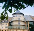 Drayton Manor Hotel