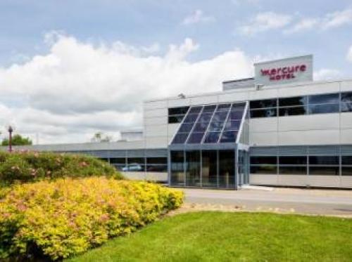 Mercure London Watford Hotel, Bushey, 