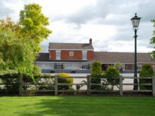 Hunters Lodge Hotel, Crewe, 