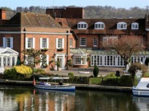 Macdonald Compleat Angler, Marlow, 