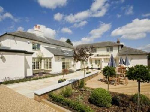 Fox Country Inn, Ibstone, 