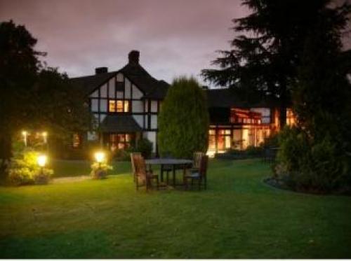 Thatcherâ€™s Hotel, East Horsley, 