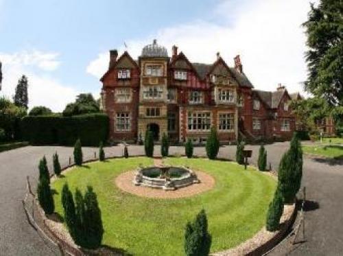 Pendley Manor, Wigginton, 