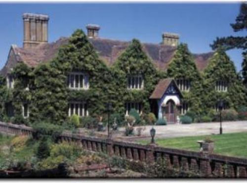 De Bois, Willesborough, 