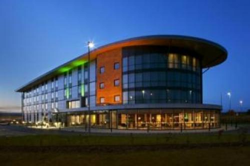 Holiday Inn Salisbury - Stonehenge, An Ihg Hotel, Amesbury, 