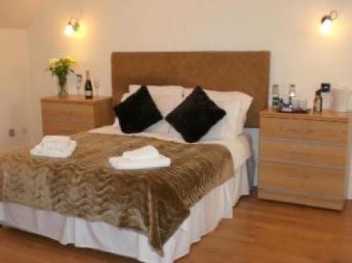 Kidron B & B & The Old Manse Guesthouse, Crosshouse, 