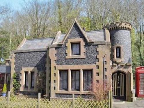 The Gate House - E5413, Dover, Kent