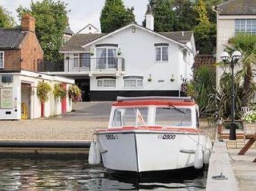 Tracara, Horning, Norfolk