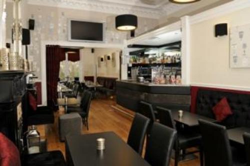 Palmerston Suites, Murrayfield, 