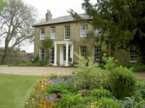 Stackyard Cottage. Hall Farm Yard., Royston, 