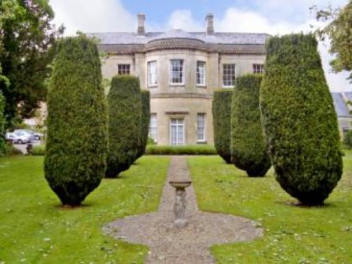 4 Castle House, Calne, 