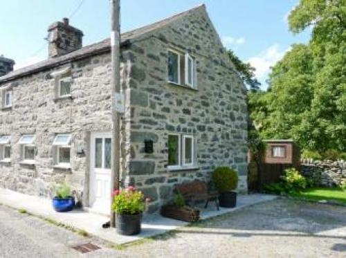 Glan-y-porth, Pentrefoelas, 