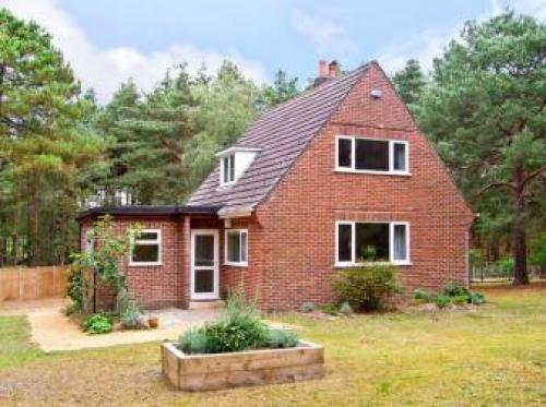 The Rowans, Ringwood, St Leonards, 