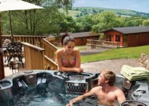 Charlesworth Lodges, Charlesworth, Derbyshire