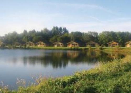 Lake Pochard Lodges, South Cerney, Gloucestershire