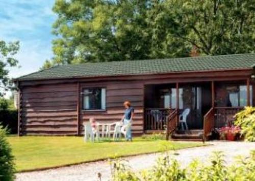 Wayside Lodges, Bromham, Wiltshire