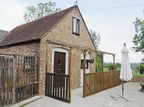 The Hayloft - 27032, Northiam, West Sussex