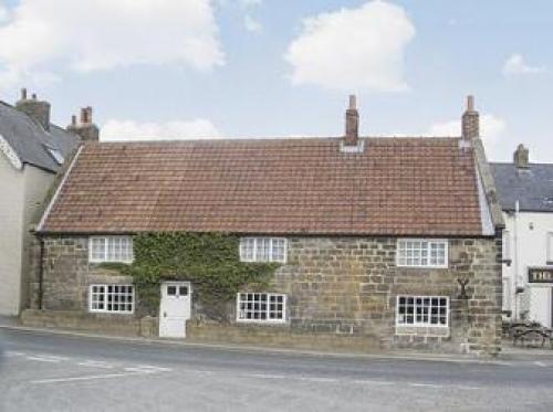 Oakdene Cottage - 27138, Dunsley, North Yorkshire