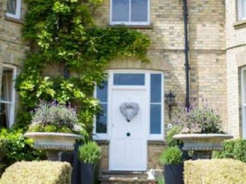 Lodge Farm Bed & Breakfast, Great Offley, 