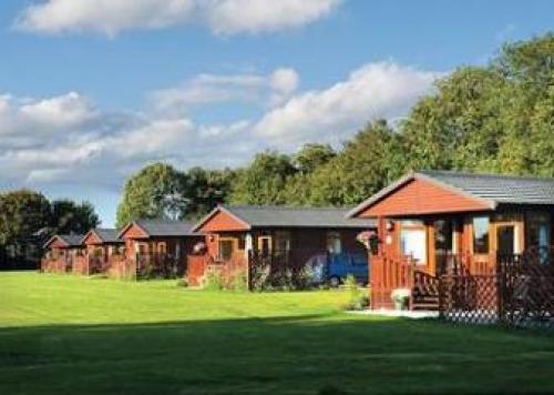 Athelington Hall Farm Lodges, Wingfield, Suffolk