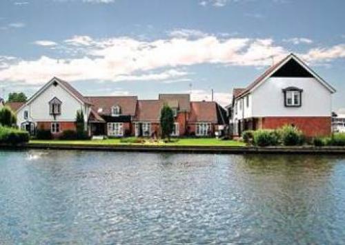 Peninsula Cottages, Wroxham, Norfolk