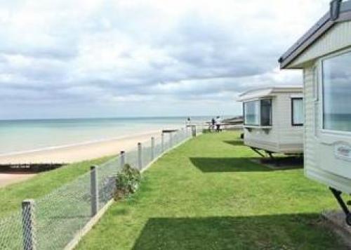 Castaways Holiday Park, Bacton, Norfolk