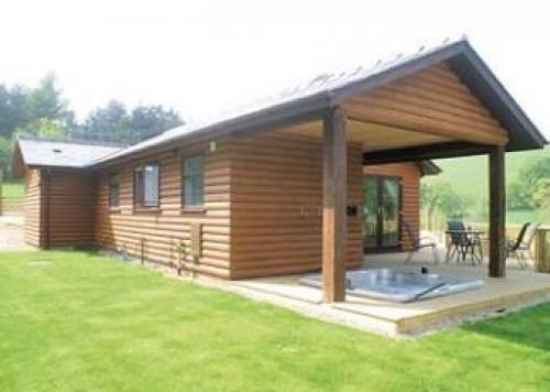 Lower Fishpools Lodges, New Radnor, Mid Wales