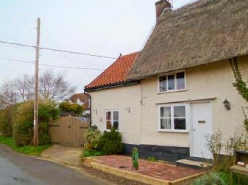 Hunnypot Cottage, Harleston, 
