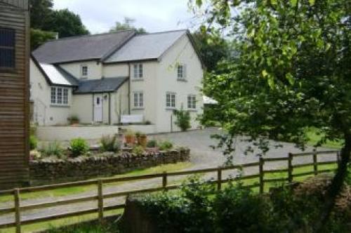 Meadowland Farm B&B, Dolton, Devon