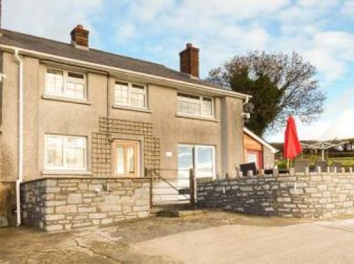 Dolau Farmhouse, Lampeter, 