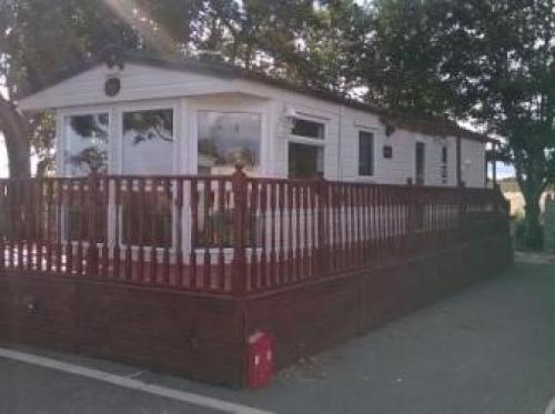 White Horse Holiday Park, Lincoln With Private Hot Tubs, Woodhall Spa, 