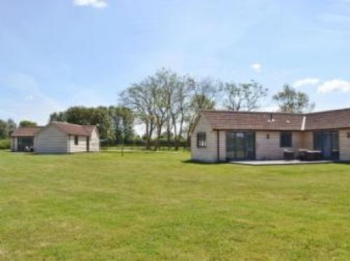 Apple Lodge, Coxley, Somerset