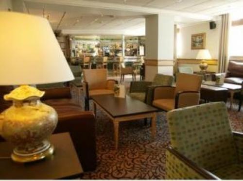 Hogs Back Hotel & Spa, Aldershot, 